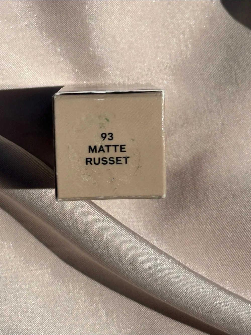 BURBERRY Kisses Matte Lip Colour